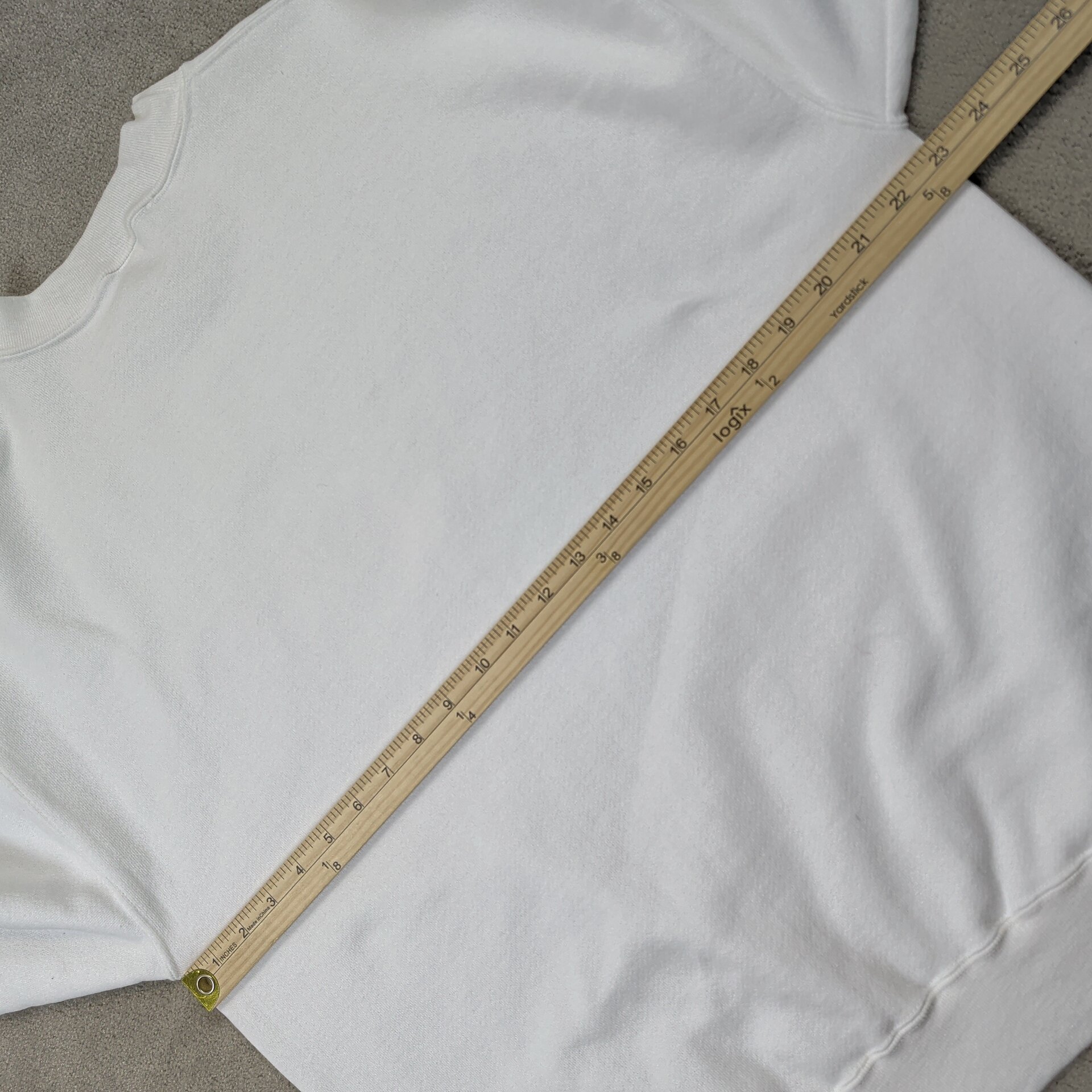 Vintage 80s Women's Graphic Sweatshirt XL White Mask Design Artsy Unique Cotton — photo 9
